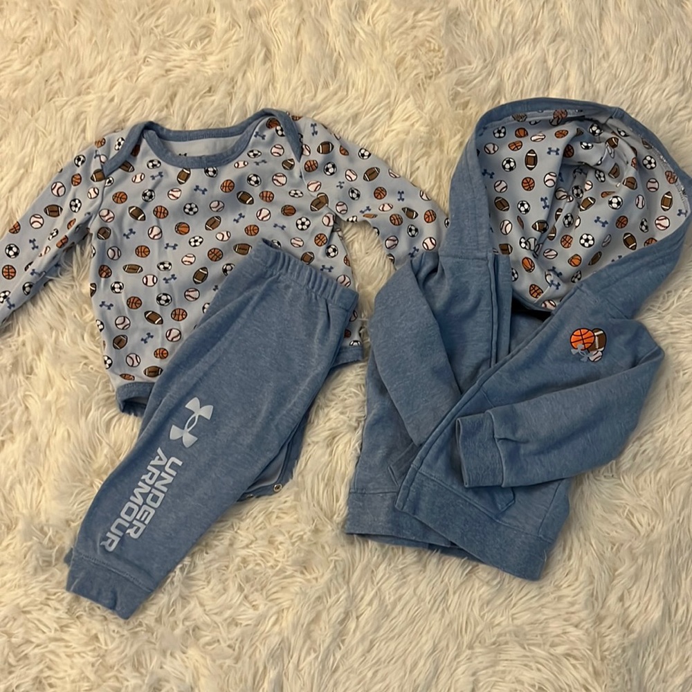 Under Armour THREE PIECE Outfit 6-9 Months